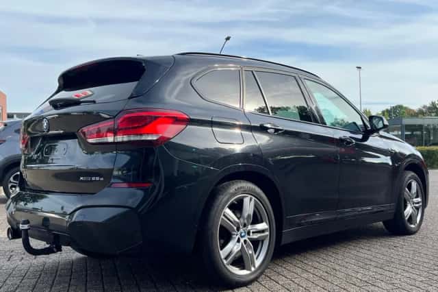 BMW X1 (2022) thumbnail 4
