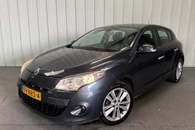 Renault Mégane (2010) thumbnail 3