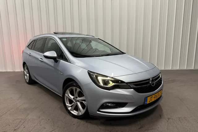 Opel Astra (2016) thumbnail 1