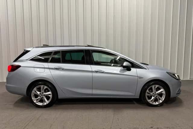 Opel Astra (2016) thumbnail 5