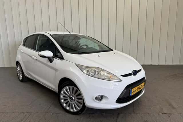 Ford Fiesta (2009) thumbnail 1