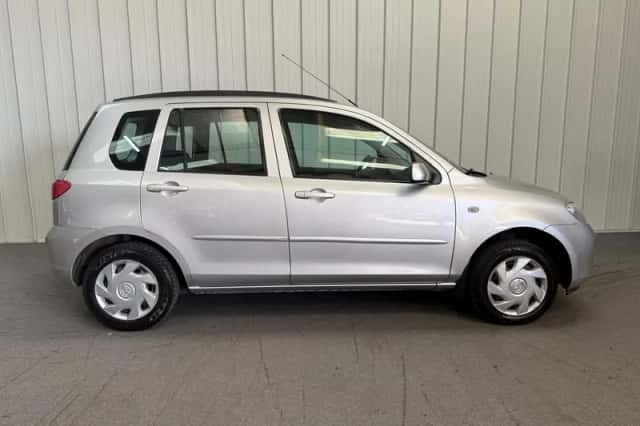Mazda 2 (2004) thumbnail 5