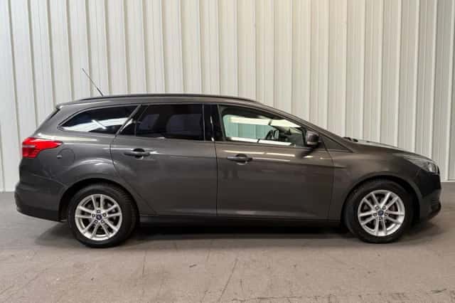 Ford Focus (2016) thumbnail 5