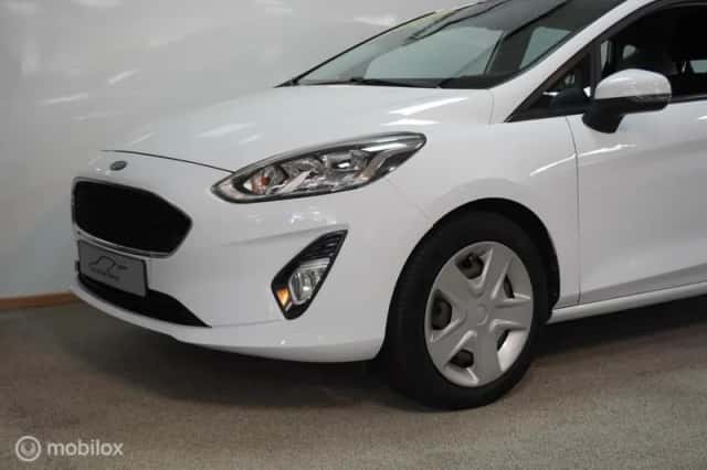 Ford Fiesta (2020) thumbnail 4
