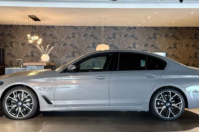 BMW 5-Serie (2021) thumbnail 2