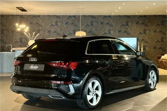 Audi A3 (2022) thumbnail 5