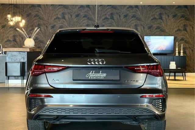 Audi A3 (2022) thumbnail 4