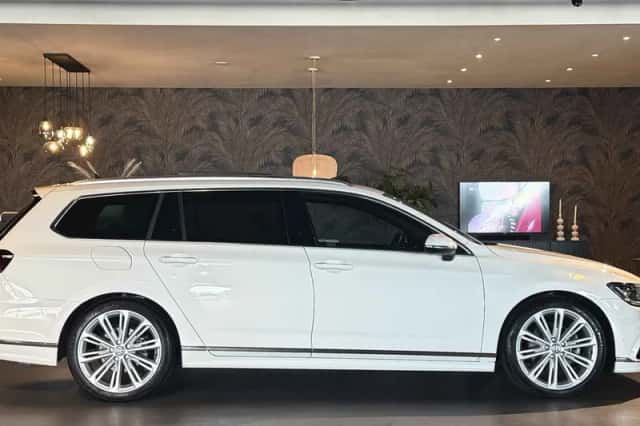 Volkswagen Passat (2019) thumbnail 6
