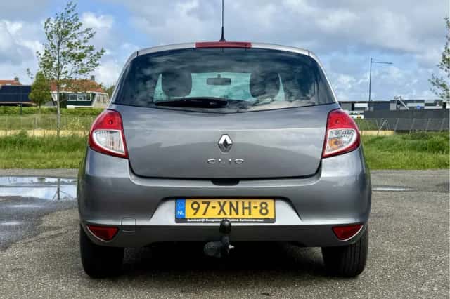 Renault Clio (2012) thumbnail 4