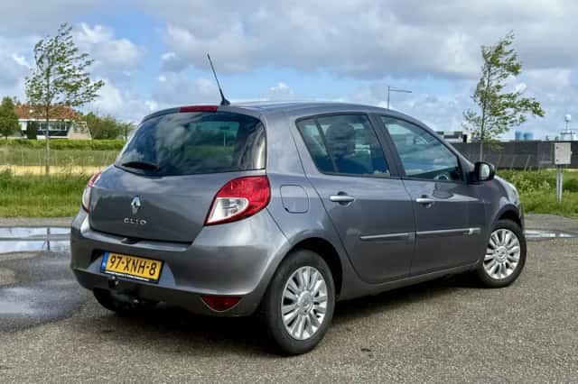 Renault Clio (2012) thumbnail 5