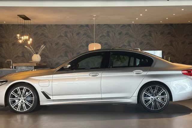 BMW 5-Serie (2018) thumbnail 2