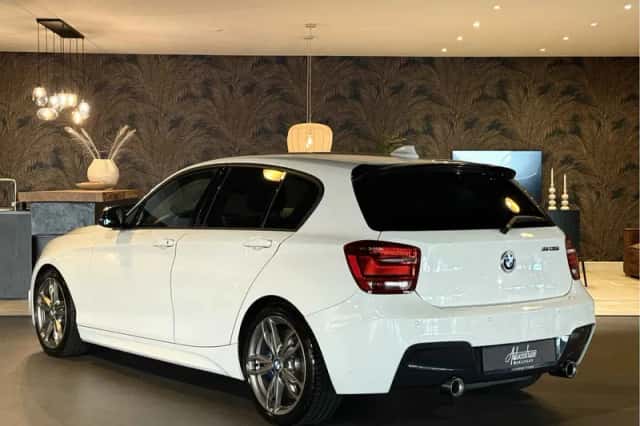 BMW 1-Serie (2013) thumbnail 3