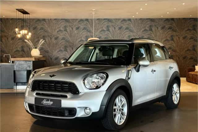 MINI Countryman (2014) thumbnail 1