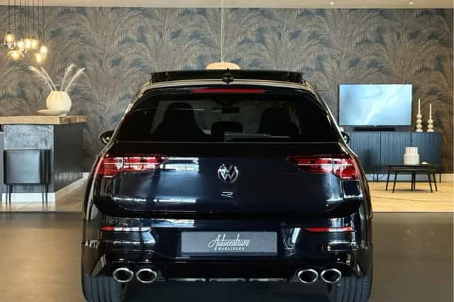 Volkswagen Golf (2021) thumbnail 4