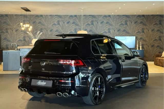 Volkswagen Golf (2021) thumbnail 5