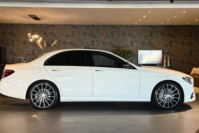 Mercedes-Benz E-Klasse (2016) thumbnail 6