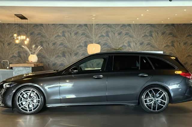 Mercedes-Benz C-Klasse (2022) thumbnail 2