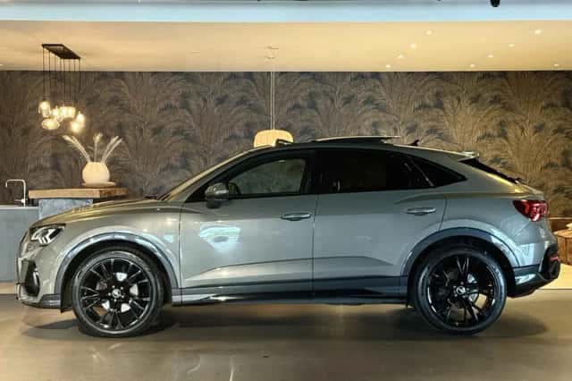 Audi Q3 Sportback (2022) thumbnail 2
