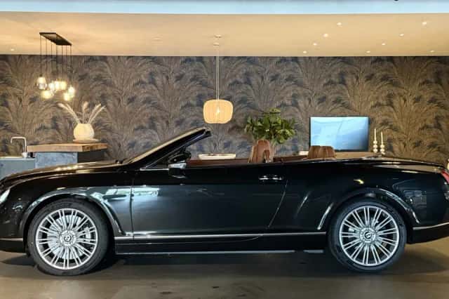 Bentley Continental GTC (2007) thumbnail 3