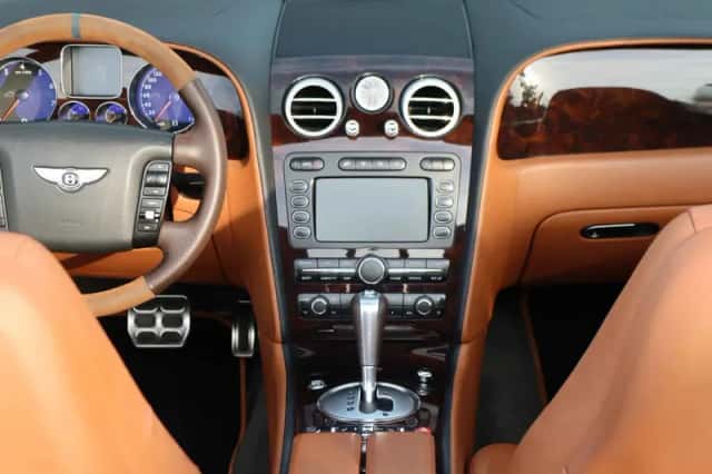 Bentley Continental GTC (2007) thumbnail 6