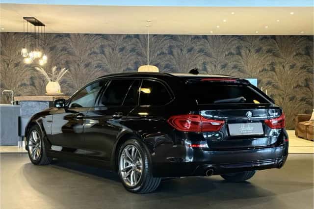 BMW 5-Serie (2017) thumbnail 3