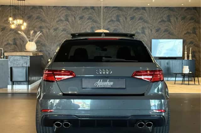Audi S3 (2017) thumbnail 4