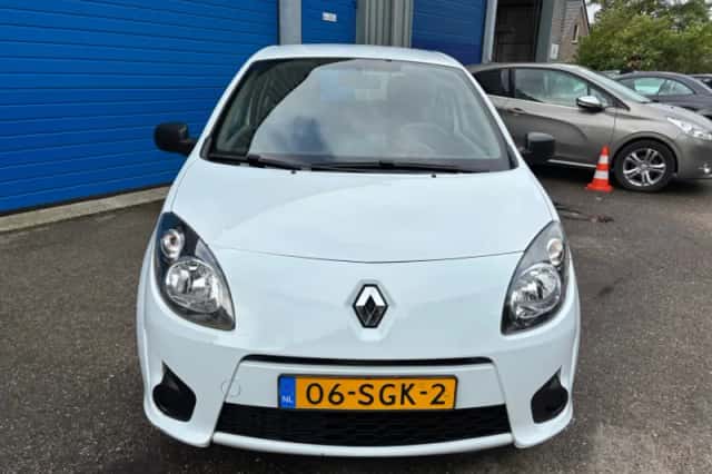 Renault Twingo (2010) thumbnail 2