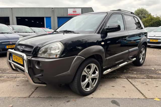 Hyundai Tucson (2005) thumbnail 1