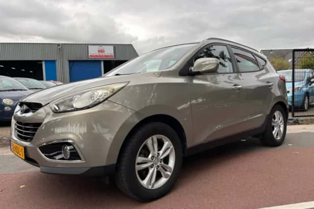 Hyundai ix35 (2010) thumbnail 1