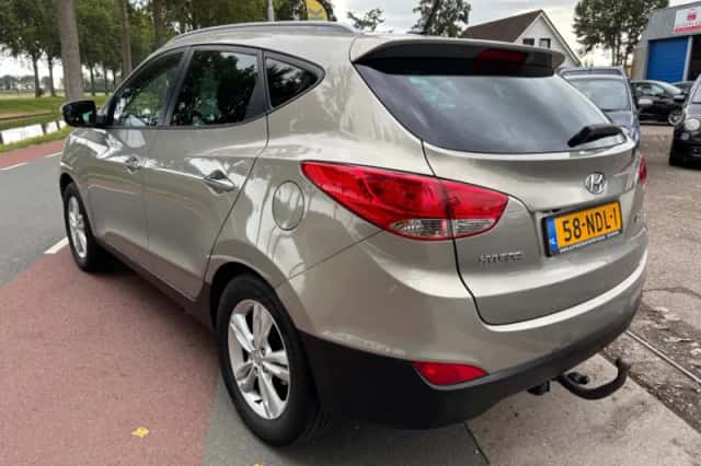 Hyundai ix35 (2010) thumbnail 6