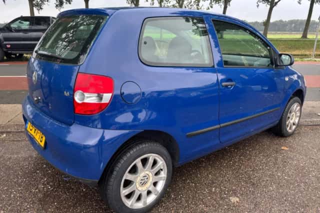 Volkswagen Fox (2005) thumbnail 4