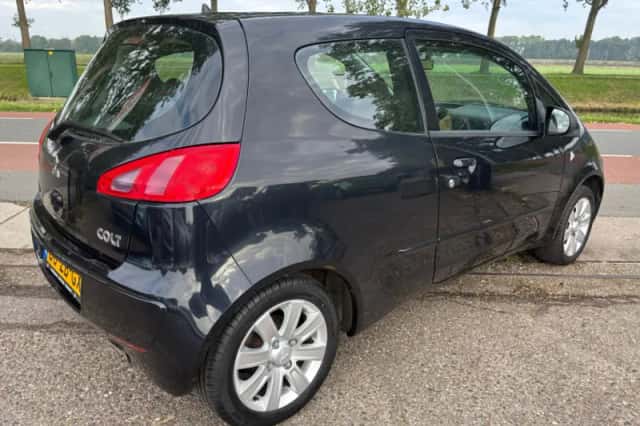 Mitsubishi Colt (2007) thumbnail 4