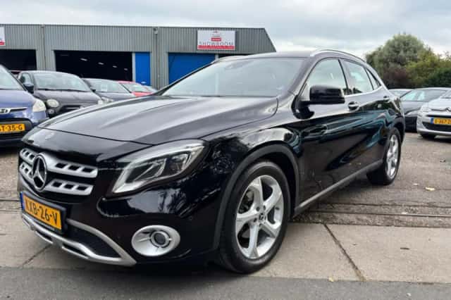 Mercedes-Benz GLA-Klasse (2019) thumbnail 1