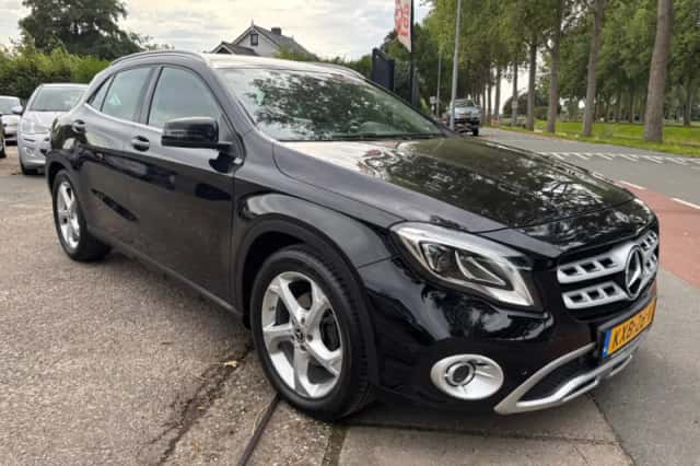 Mercedes-Benz GLA-Klasse (2019) thumbnail 3