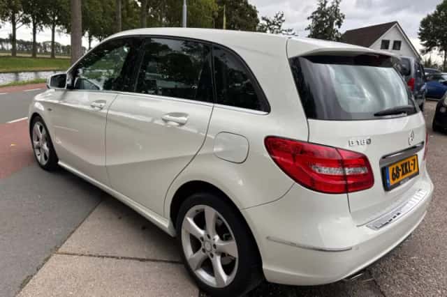 Mercedes-Benz B-Klasse (2012) thumbnail 6
