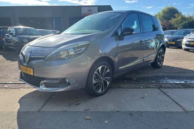 Renault Scénic (2014) thumbnail 1