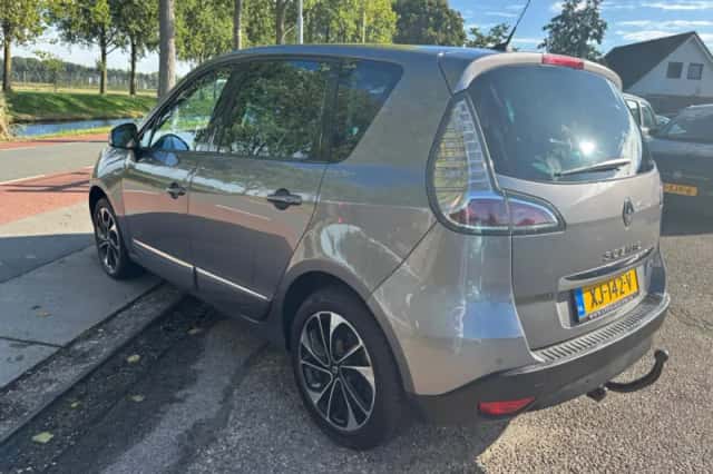 Renault Scénic (2014) thumbnail 6