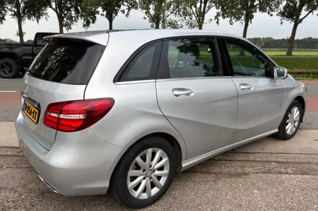 Mercedes-Benz B-Klasse (2016) thumbnail 4