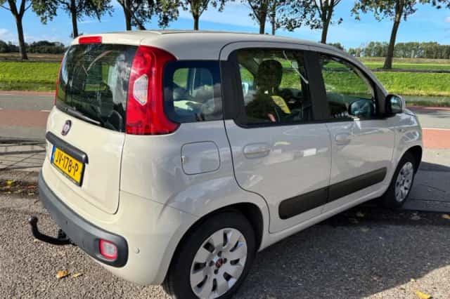 Fiat Panda (2016) thumbnail 4