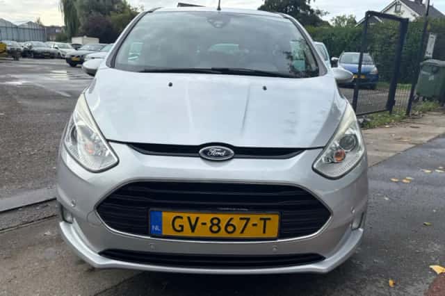 Ford B-Max (2015) thumbnail 2