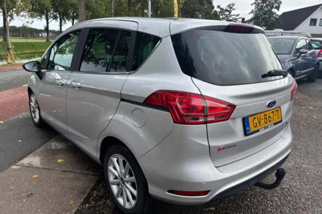 Ford B-Max (2015) thumbnail 6