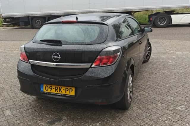 Opel Astra (2005) thumbnail 4