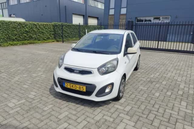 Kia Picanto (2013) thumbnail 1