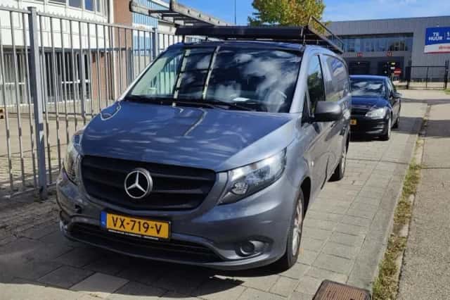 Mercedes-Benz Vito (2016) thumbnail 1