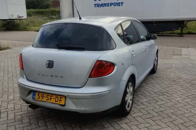 SEAT Toledo (2005) thumbnail 5