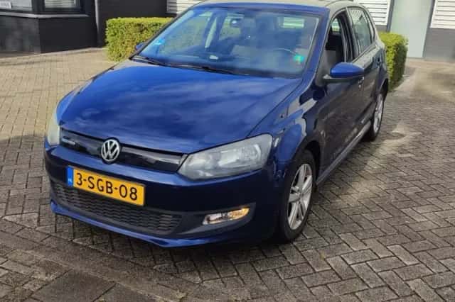 Volkswagen Polo (2013) thumbnail 2