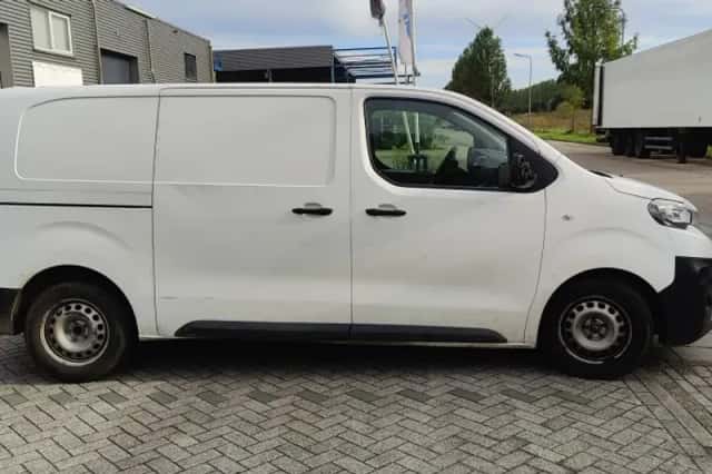 Peugeot Expert (2018) thumbnail 3