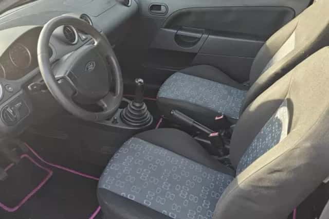 Ford Fiesta (2004) thumbnail 5