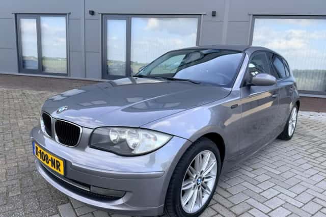 BMW 1-Serie (2008) thumbnail 1