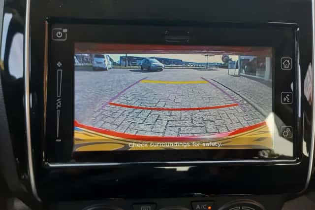 Suzuki Swift (2021) thumbnail 6